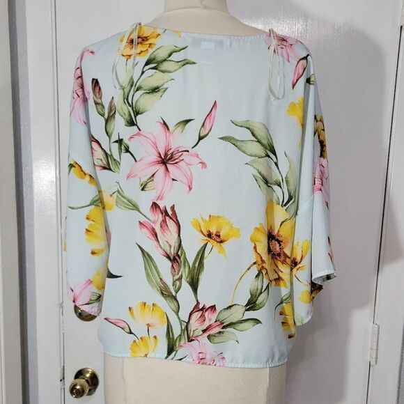 Forever 21 floral front tie blouse sz 0x - Picture 4 of 8